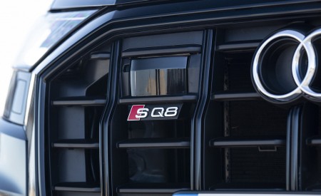 2020 Audi SQ8 TDI quattro (UK-Spec) Grille Wallpapers 450x275 (107)