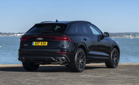 2020 Audi SQ8 TDI quattro (UK-Spec) Rear Three-Quarter Wallpapers 450x275 (101)