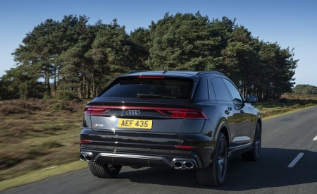 2020 Audi SQ8 TDI quattro (UK-Spec) Rear Wallpapers 450x275 (76)
