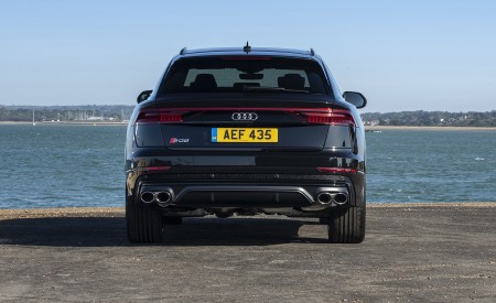 2020 Audi SQ8 TDI quattro (UK-Spec) Rear Wallpapers 450x275 (104)