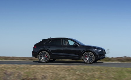 2020 Audi SQ8 TDI quattro (UK-Spec) Side Wallpapers 450x275 (84)