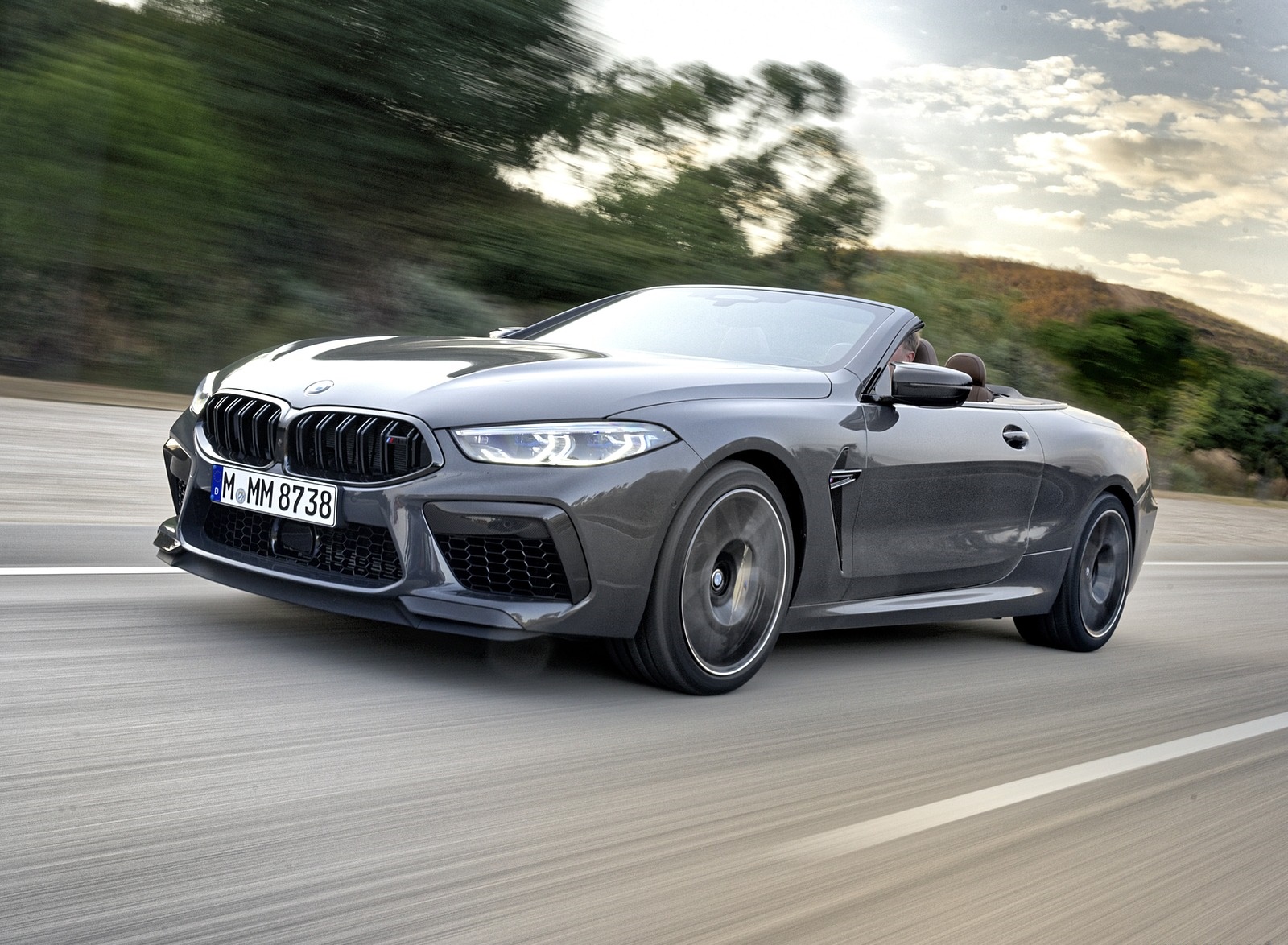 2020 BMW M8 Competition Convertible (Color: Brands Hatch Grey) Front Three-Quarter Wallpapers (8)