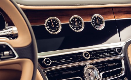 2020 Bentley Flying Spur (Color: Cricket Ball) Interior Detail Wallpapers 450x275 (127)