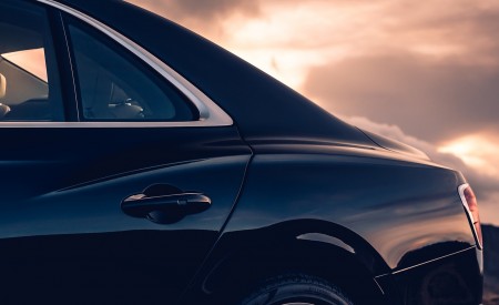 2020 Bentley Flying Spur (Color: Dark Sapphire) Detail Wallpapers 450x275 (17)