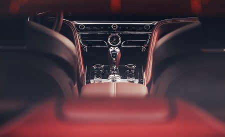 2020 Bentley Flying Spur (Color: Extreme Silver) Interior Detail Wallpapers 450x275 (78)