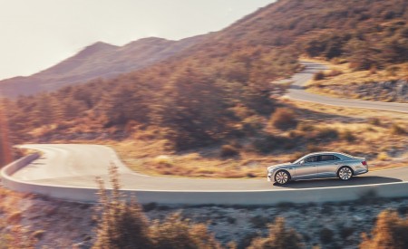 2020 Bentley Flying Spur (Color: Extreme Silver) Side Wallpapers 450x275 (61)