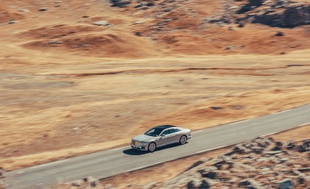 2020 Bentley Flying Spur (Color: Extreme Silver) Top Wallpapers 450x275 (63)