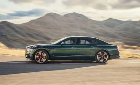 2020 Bentley Flying Spur (Color: Verdant) Side Wallpapers 450x275 (32)