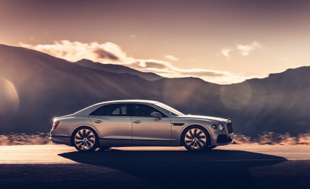 2020 Bentley Flying Spur (Color: White Sand) Side Wallpapers 450x275 (93)