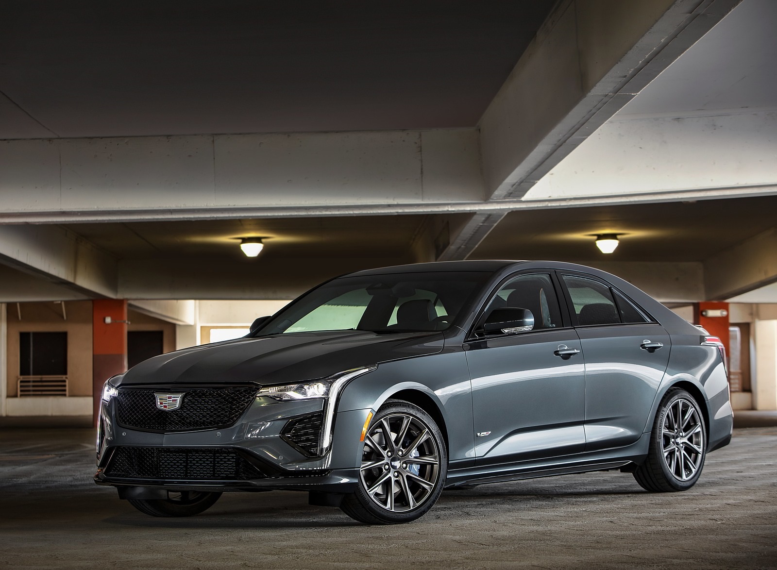 2020 Cadillac CT4-V Front Three-Quarter Wallpapers (7)