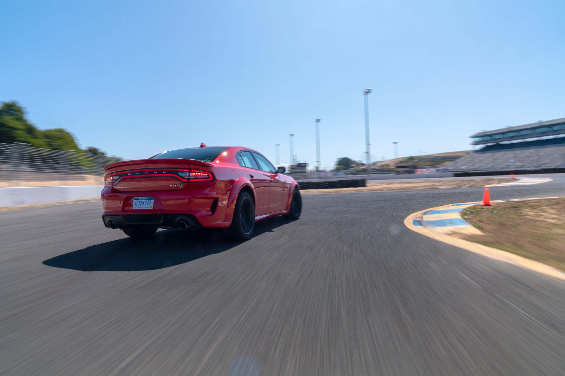 2020 Dodge Charger SRT Hellcat Widebody (Color: TorRed) Rear Three-Quarter Wallpapers (9)