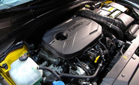 2020 Kia XCeed Engine Wallpapers 450x275 (7)