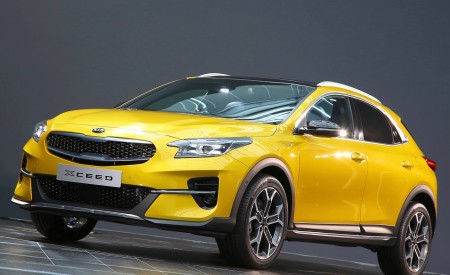 2020 Kia XCeed Front Three-Quarter Wallpapers 450x275 (20)