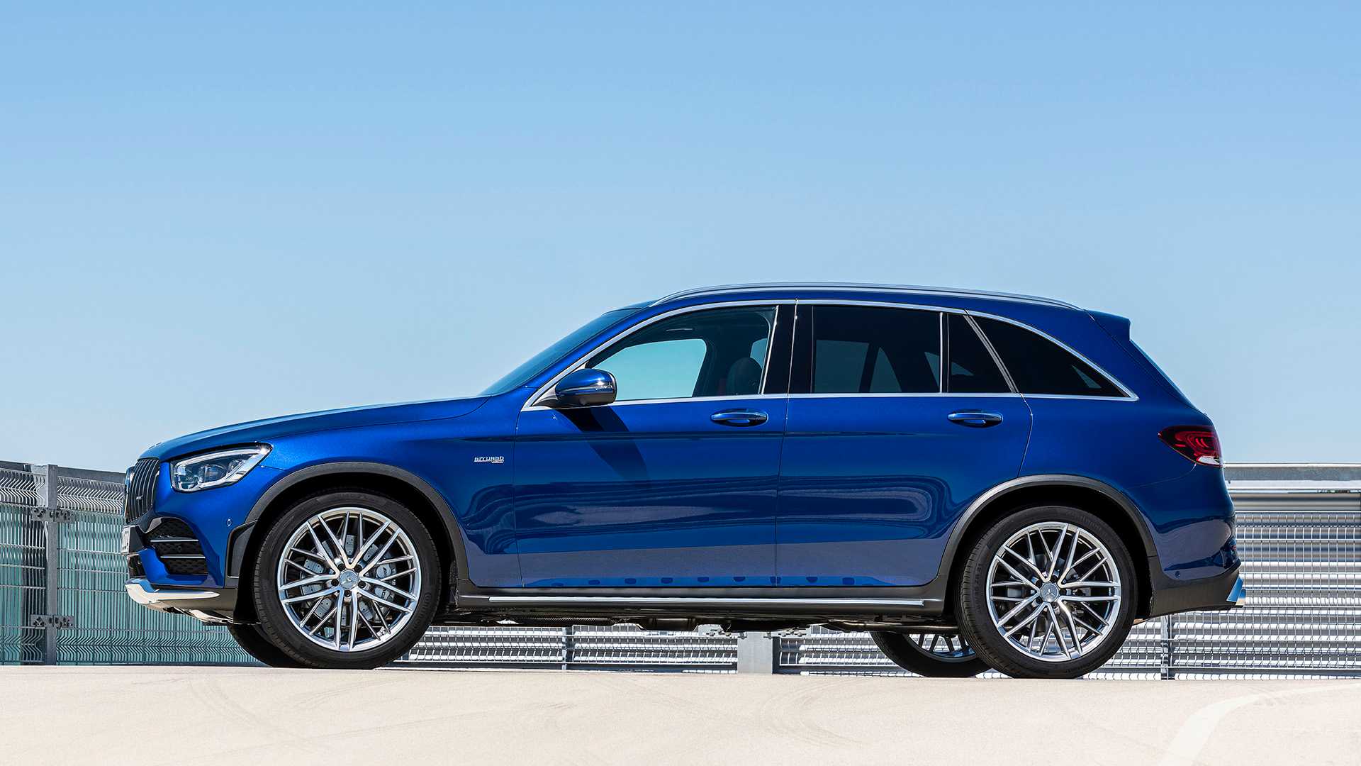 2020 Mercedes-AMG GLC 43 4MATIC Side Wallpapers (11)