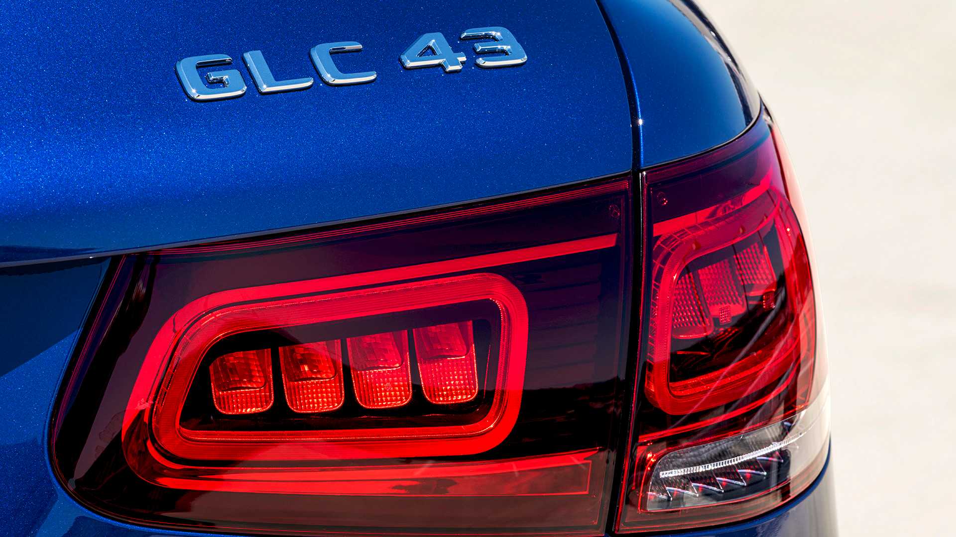 2020 Mercedes-AMG GLC 43 4MATIC Tail Light Wallpapers (12)