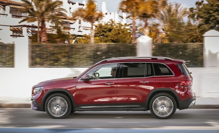2020 Mercedes-Benz GLB 220 d 4 MATIC (Color: Designo Patagonia Red Metallic) Side Wallpapers 450x275 (100)