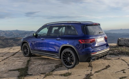 2020 Mercedes-Benz GLB 220 d 4MATIC (Color: Galaxy Blue Metallic) Rear Three-Quarter Wallpapers 450x275 (9)