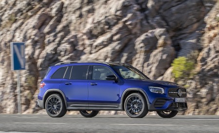 2020 Mercedes-Benz GLB 220 d 4MATIC (Color: Galaxy Blue Metallic) Side Wallpapers 450x275 (5)