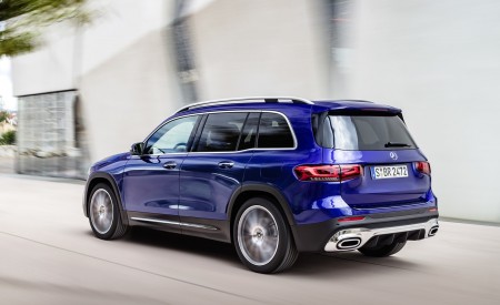 2020 Mercedes-Benz GLB 250 AMG Line (Color: Galaxy Blue) Rear Three-Quarter Wallpapers 450x275 (29)