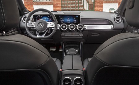 2020 Mercedes-Benz GLB Interior Wallpapers 450x275 (104)