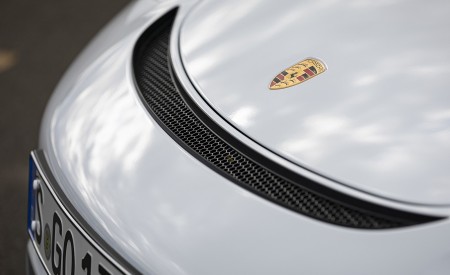 2020 Porsche 718 Cayman GT4 (Color: Carrara White Metallic) Detail Wallpapers 450x275 (150)