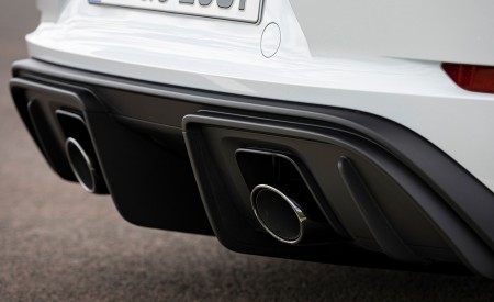 2020 Porsche 718 Cayman GT4 (Color: Carrara White Metallic) Exhaust Wallpapers 450x275 (152)
