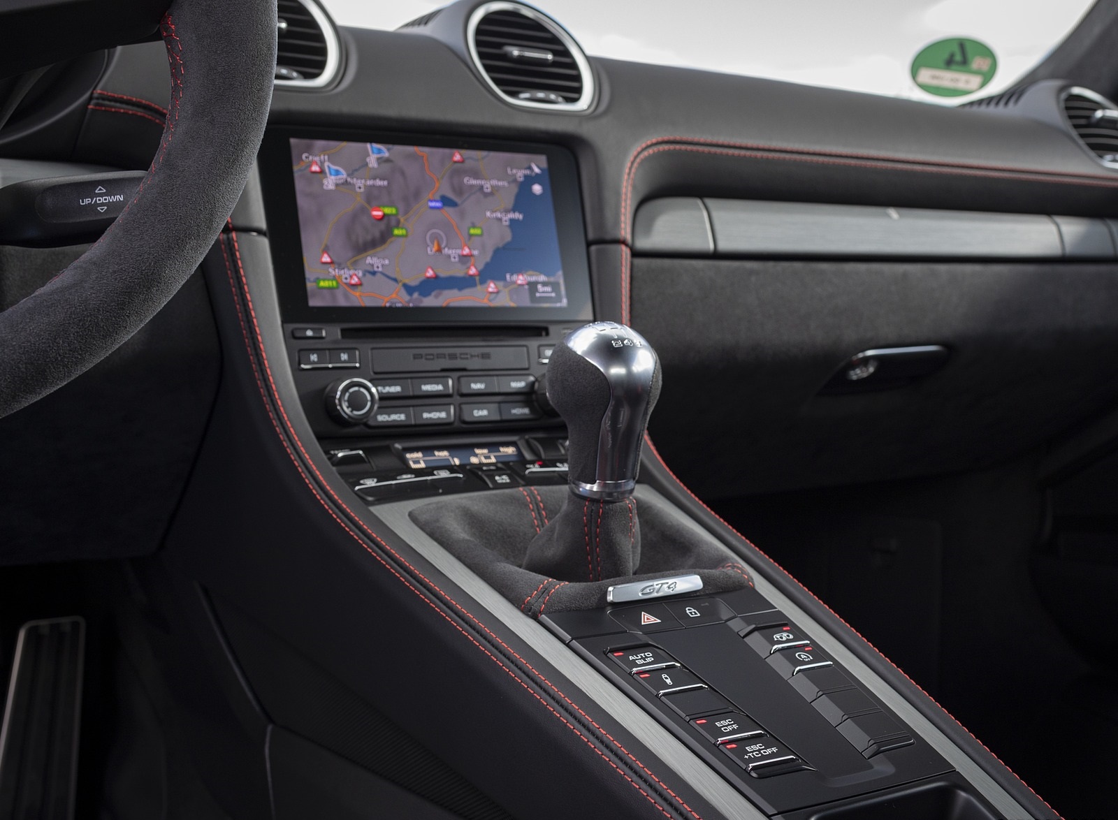 2020 Porsche 718 Cayman GT4 (Color: Guards Red) Central Console Wallpapers #47 of 177