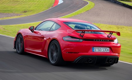 2020 Porsche 718 Cayman GT4 (Color: Guards Red) Rear Three-Quarter Wallpapers 450x275 (25)