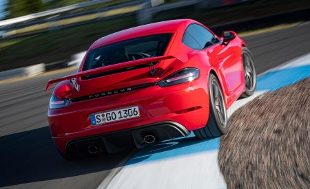 2020 Porsche 718 Cayman GT4 (Color: Guards Red) Rear Wallpapers 450x275 (13)
