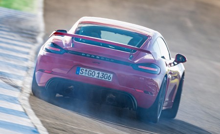 2020 Porsche 718 Cayman GT4 (Color: Guards Red) Rear Wallpapers 450x275 (15)