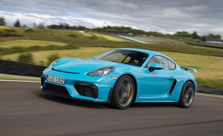 2020 Porsche 718 Cayman GT4 (Color: Miami Blue) Front Three-Quarter Wallpapers 450x275 (94)