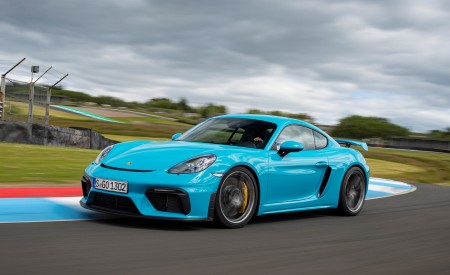 2020 Porsche 718 Cayman GT4 (Color: Miami Blue) Front Three-Quarter Wallpapers 450x275 (95)