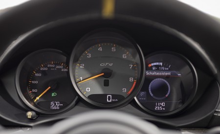 2020 Porsche 718 Cayman GT4 (Color: Miami Blue) Instrument Cluster Wallpapers 450x275 (124)