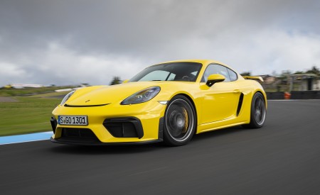 2020 Porsche 718 Cayman GT4 (Color: Racing Yellow) Front Three-Quarter Wallpapers 450x275 (55)