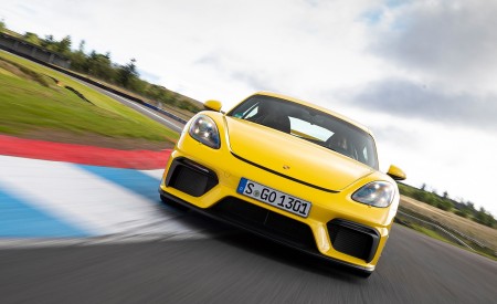 2020 Porsche 718 Cayman GT4 (Color: Racing Yellow) Front Wallpapers 450x275 (58)