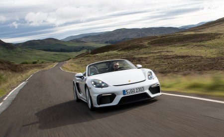 2020 Porsche 718 Spyder (Color: Carrara White Metallic) Front Wallpapers 450x275 (163)