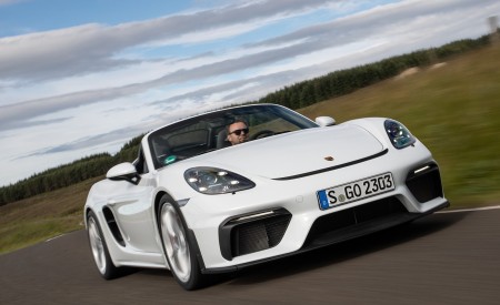 2020 Porsche 718 Spyder (Color: Carrara White Metallic) Front Wallpapers 450x275 (132)