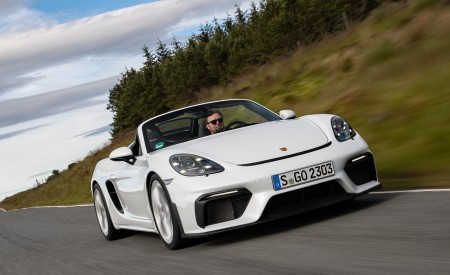 2020 Porsche 718 Spyder (Color: Carrara White Metallic) Front Wallpapers 450x275 (134)