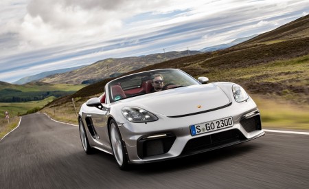 2020 Porsche 718 Spyder (Color: GT Silver Metallic) Front Wallpapers 450x275 (201)