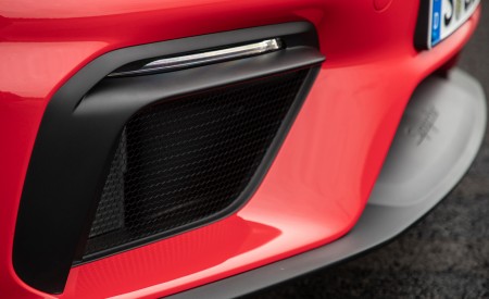2020 Porsche 718 Spyder (Color: Guards Red) Detail Wallpapers 450x275 (20)