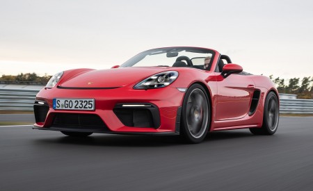 2020 Porsche 718 Spyder (Color: Guards Red) Front Three-Quarter Wallpapers 450x275 (3)