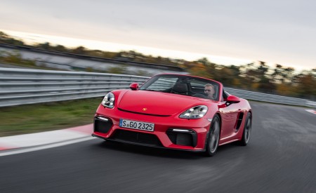 2020 Porsche 718 Spyder (Color: Guards Red) Front Three-Quarter Wallpapers 450x275 (4)