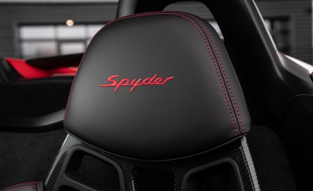 2020 Porsche 718 Spyder (Color: Guards Red) Interior Seats Wallpapers 450x275 (33)