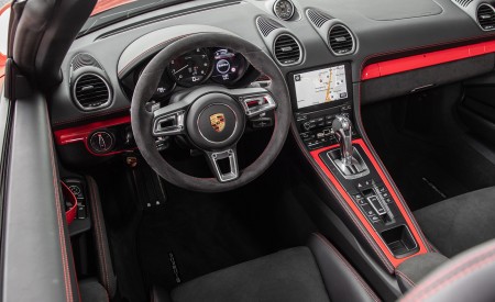 2020 Porsche 718 Spyder (Color: Guards Red) Interior Wallpapers  450x275 (24)