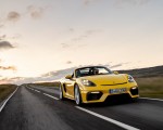2020 Porsche 718 Spyder (Color: Racing Yellow) Front Wallpapers 150x120 (37)
