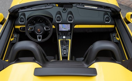 2020 Porsche 718 Spyder (Color: Racing Yellow) Interior Wallpapers 450x275 (113)