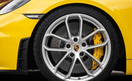 2020 Porsche 718 Spyder (Color: Racing Yellow) Wheel Wallpapers 450x275 (92)