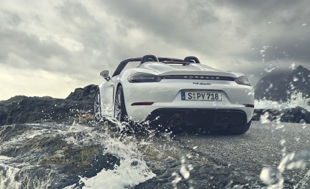 2020 Porsche 718 Spyder Rear Wallpapers 450x275 (290)