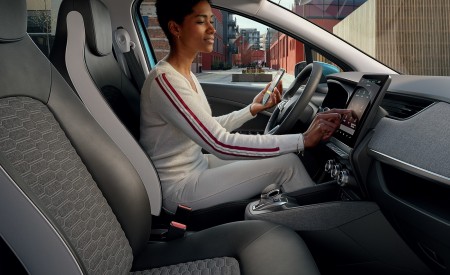 2020 Renault Zoe Interior Wallpapers 450x275 (20)