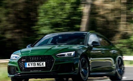 2019 Audi RS 5 Sportback (UK-Spec) Front Three-Quarter Wallpapers 450x275 (13)
